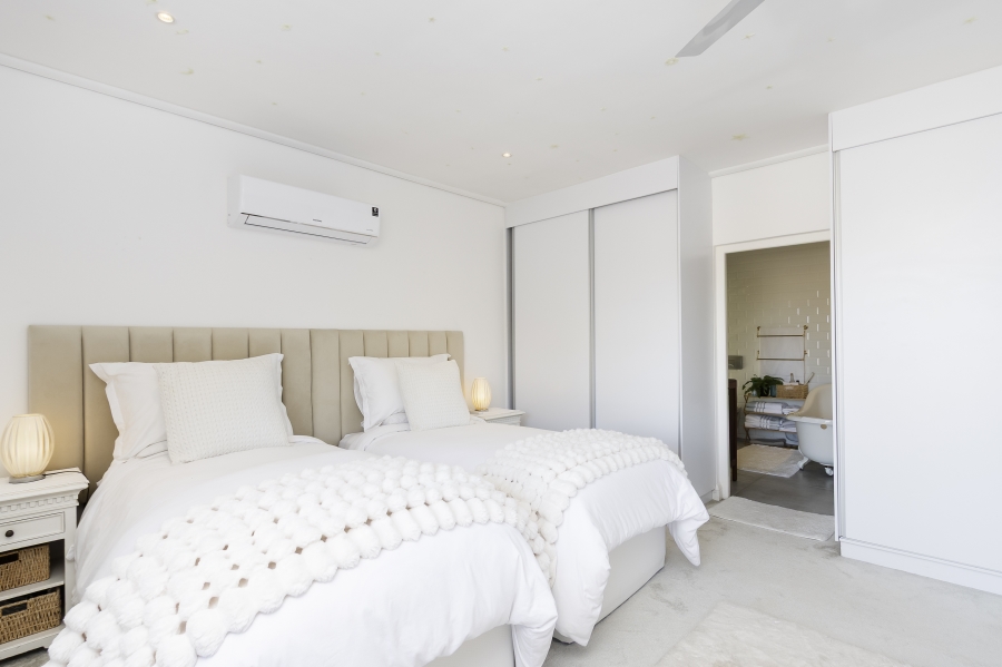 4 Bedroom Property for Sale in Erinvale Golf Estate Western Cape